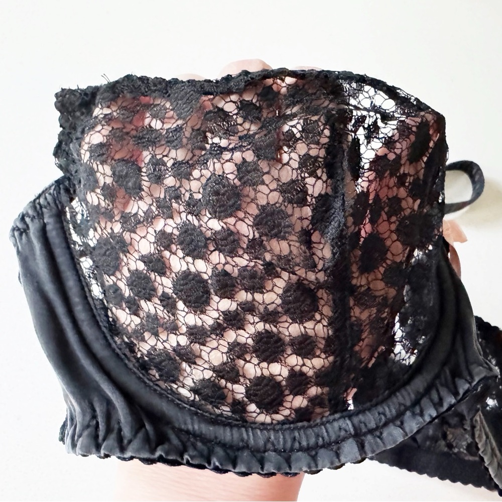 Agent Provocateur Black Lace Bra - Picture 5 of 13